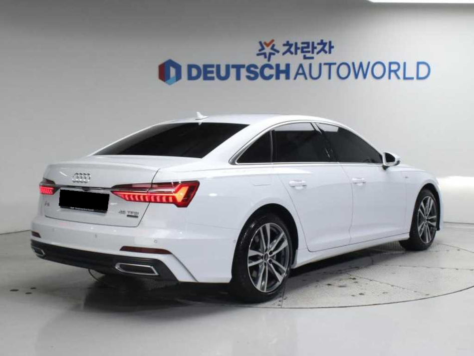 Audi A6 — photo 02
