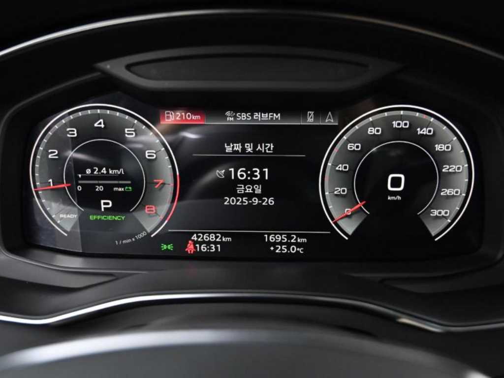 Audi A6 — photo 08