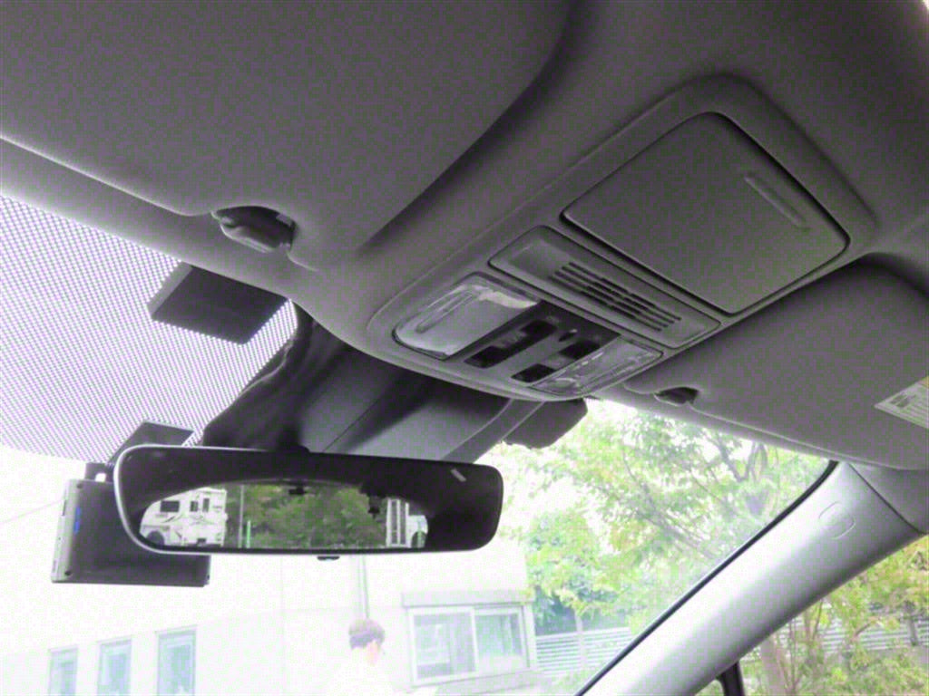 Honda Odyssey — photo 09