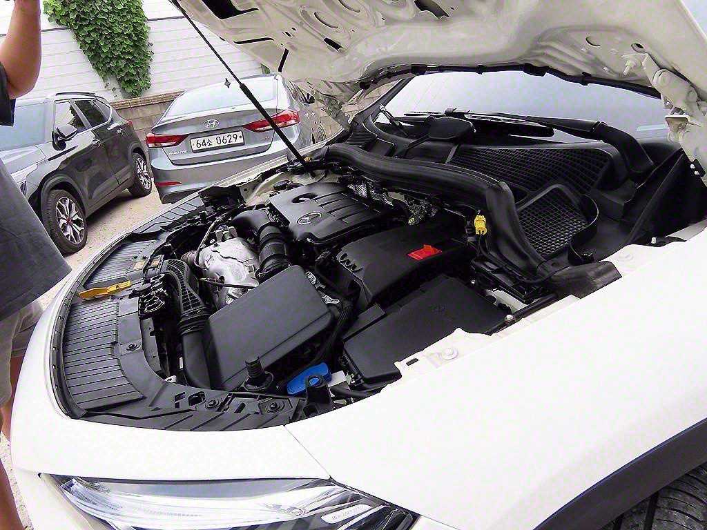 Mercedes-Benz GLA-Class — photo 19
