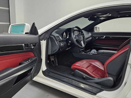 Mercedes-Benz E-Class — photo 11