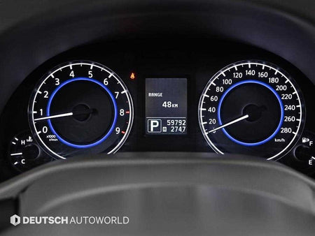 Infiniti Q60 — photo 08