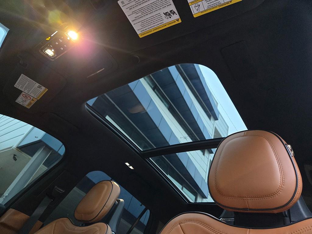 Lincoln Aviator — photo 14