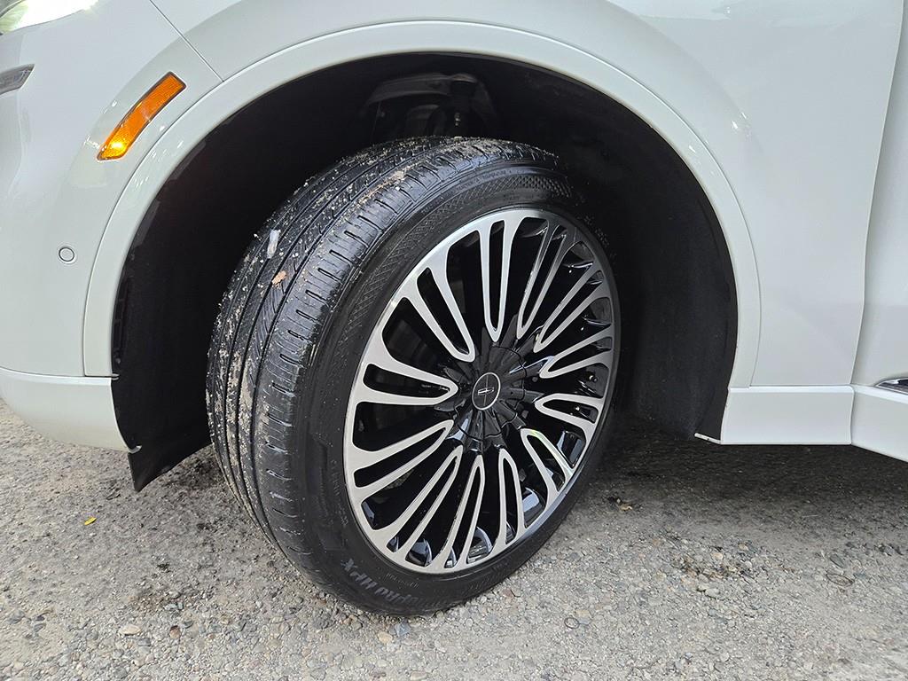 Lincoln Aviator — photo 20