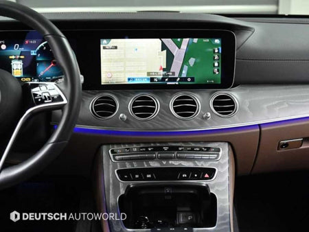 Mercedes-Benz E-Class — photo 14