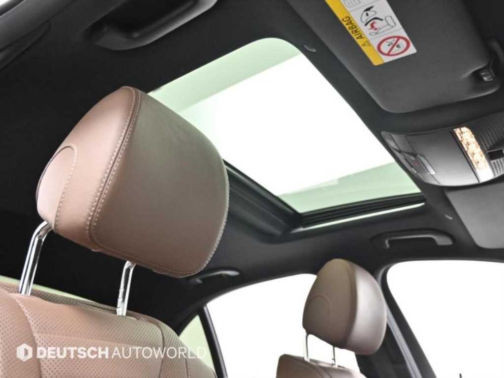 Mercedes-Benz E-Class — photo 19