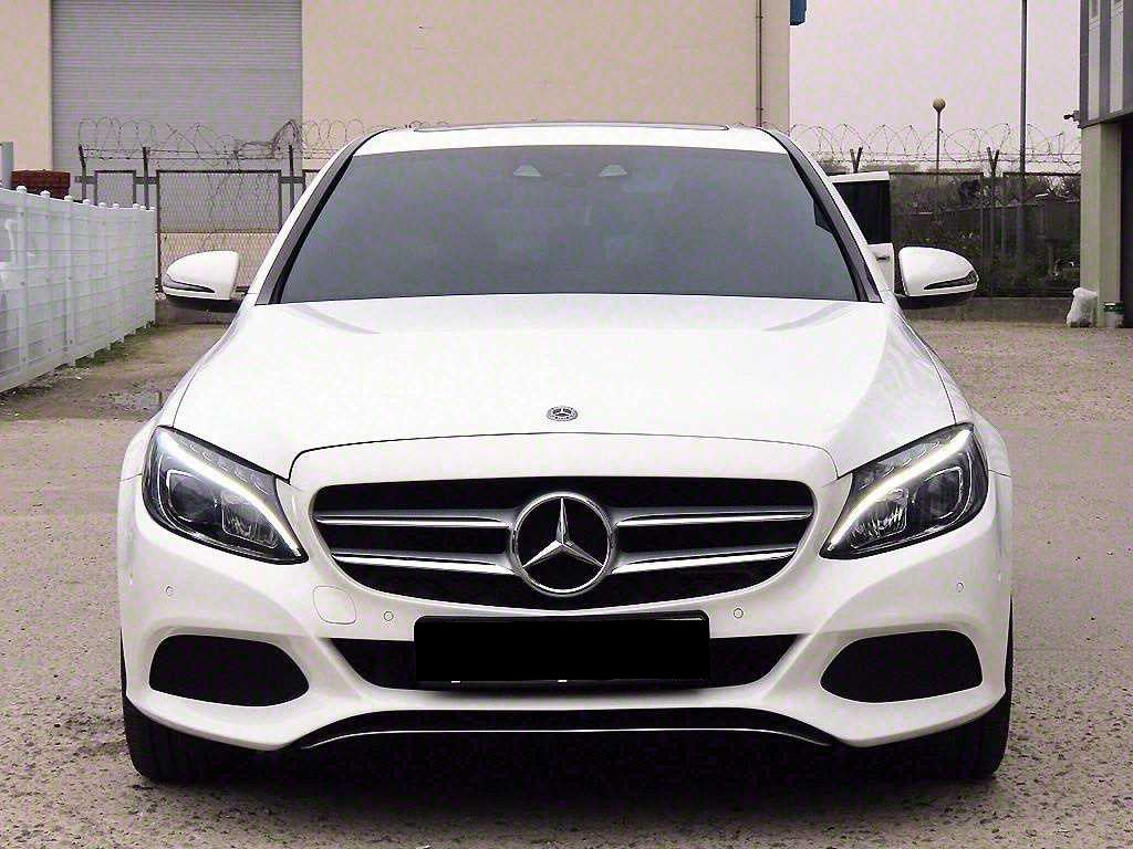 Mercedes-Benz C-Class — photo 01