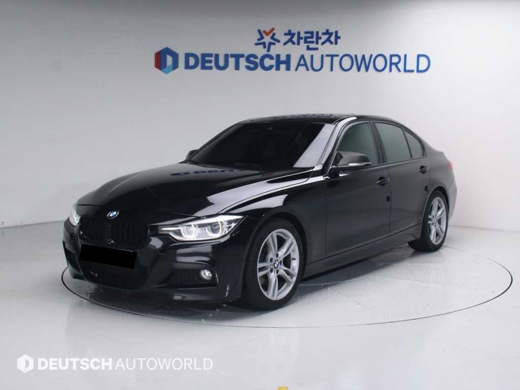 BMW 3-Series — photo 01