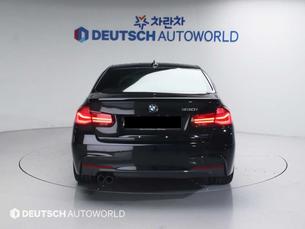 BMW 3-Series — photo 04