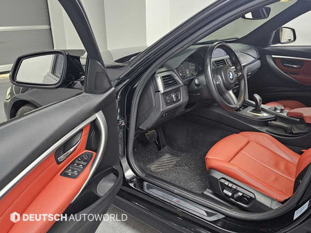 BMW 3-Series — photo 11