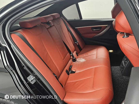 BMW 3-Series — photo 12