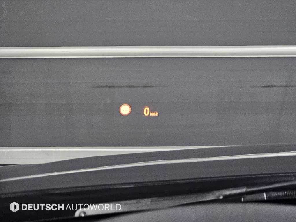 BMW 3-Series — photo 18