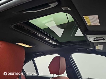 BMW 3-Series — photo 19