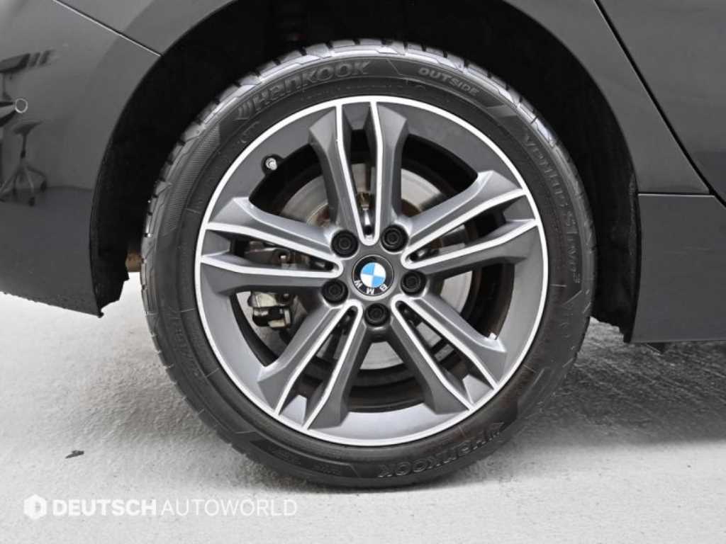 BMW 1-Series — photo 05