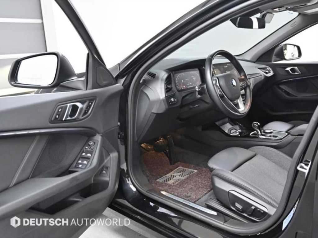 BMW 1-Series — photo 11