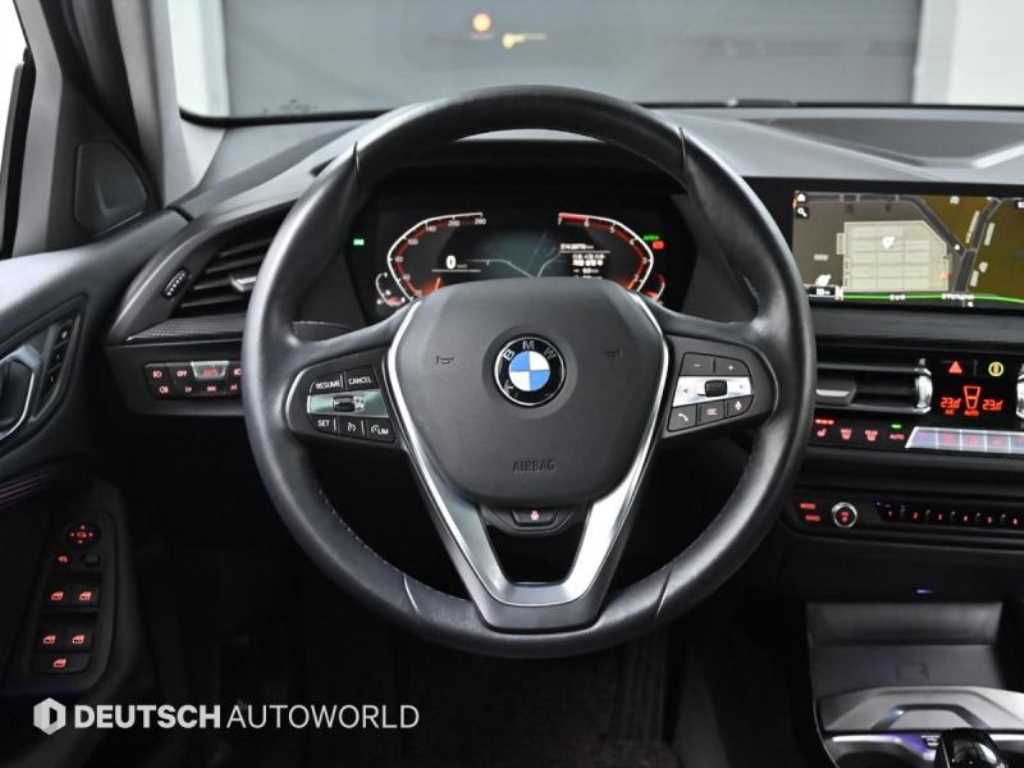 BMW 1-Series — photo 13