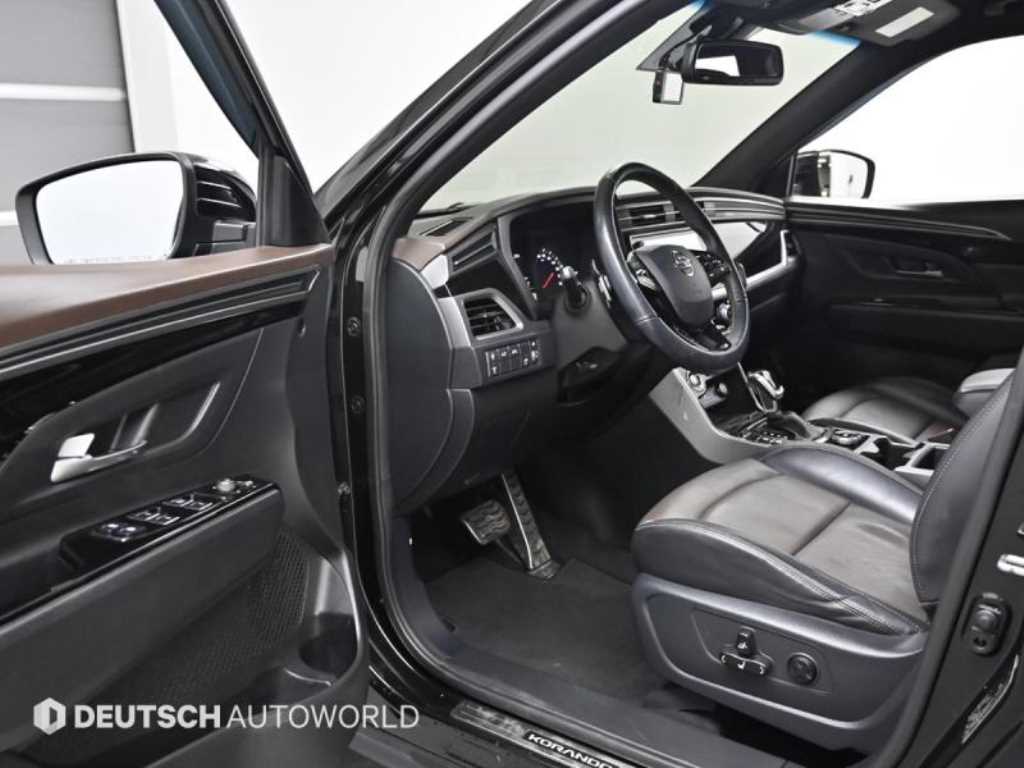KGM KORANDO — photo 11