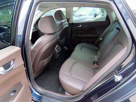 Kia K5 — photo 06