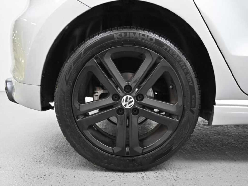 Volkswagen Polo — photo 06