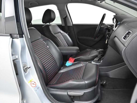 Volkswagen Polo — photo 11
