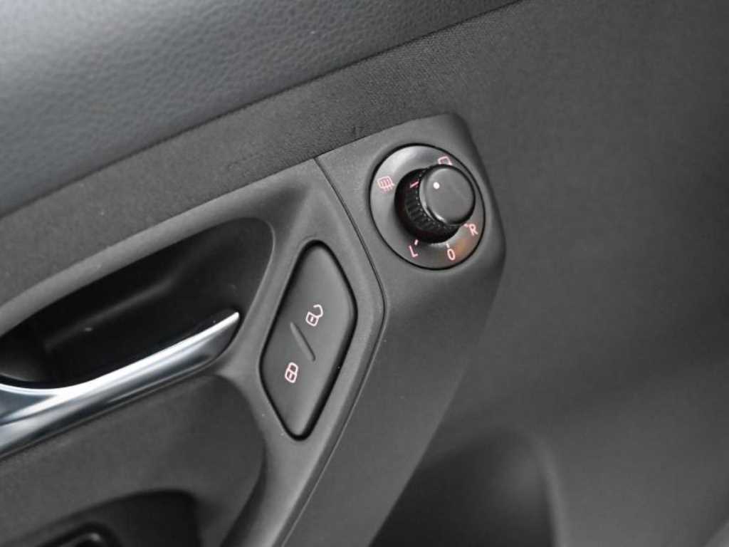 Volkswagen Polo — photo 17