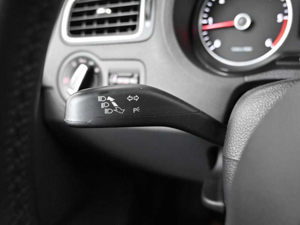 Volkswagen Polo — photo 18