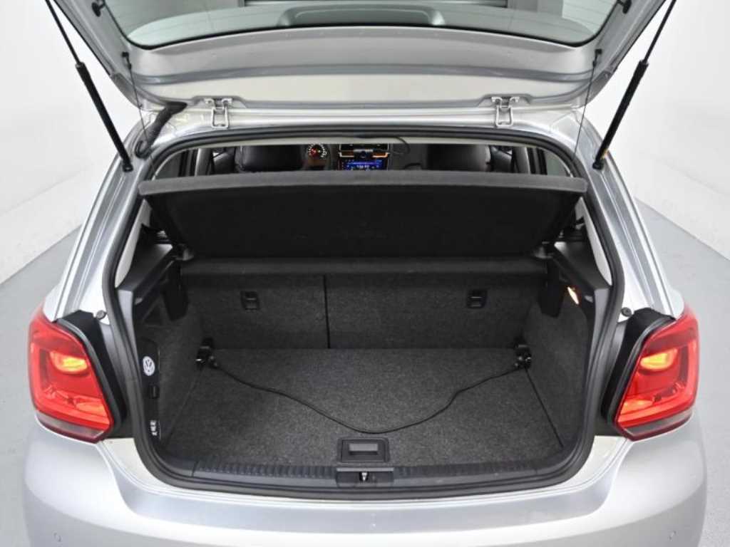 Volkswagen Polo — photo 20