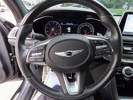 Genesis G70 — photo 08