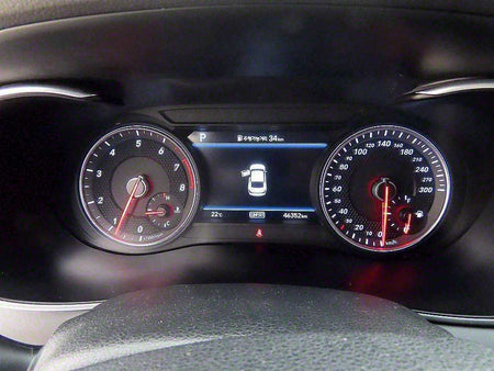 Genesis G70 — photo 09