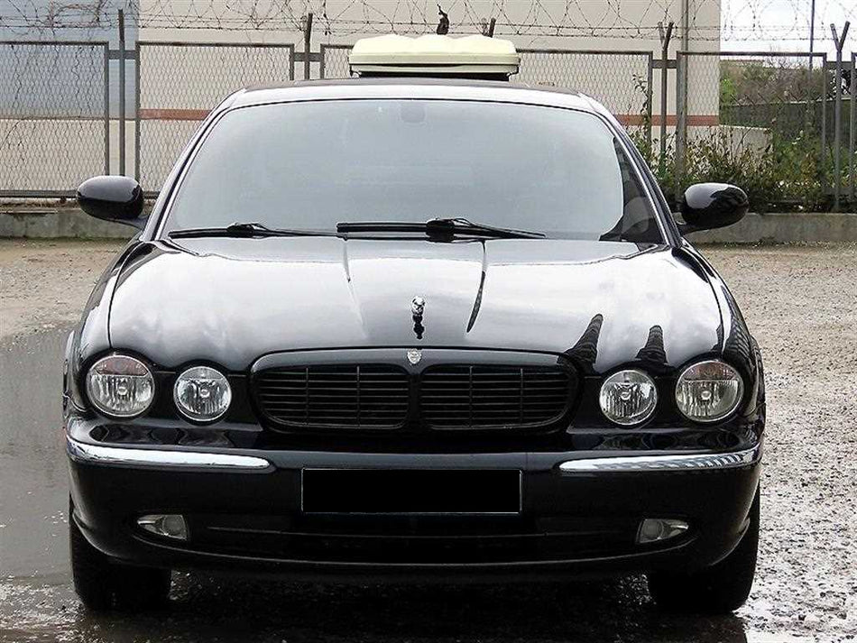 Jaguar XJ-8 — photo 01