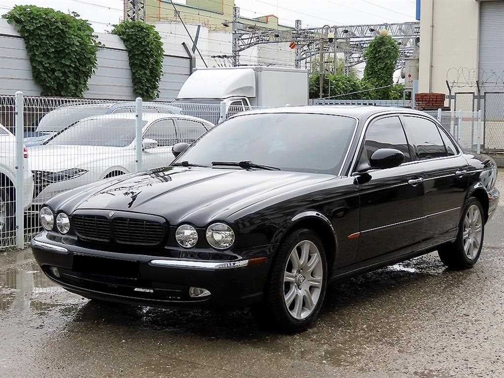 Jaguar XJ-8 — photo 02
