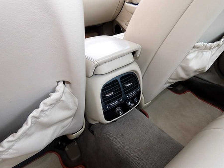 Jaguar XJ-8 — photo 15