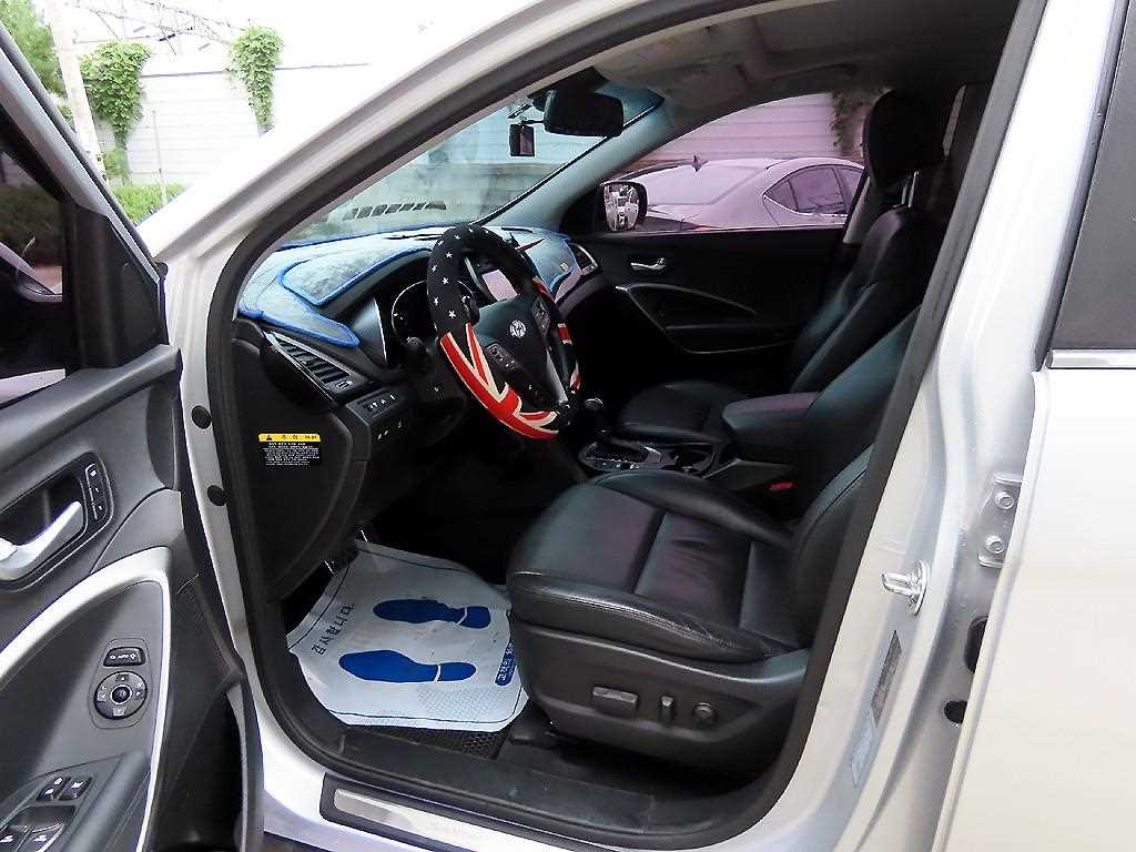 Hyundai Santafe — photo 05