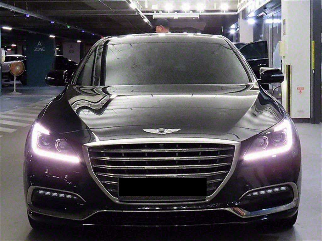 Genesis G80 — photo 02