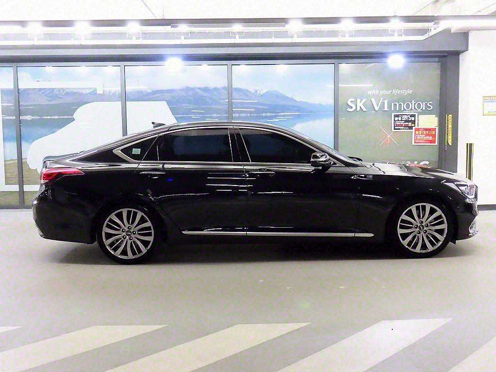 Genesis G80 — photo 03