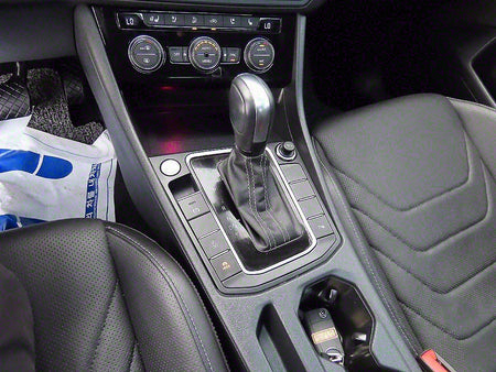 Volkswagen Jetta — photo 10