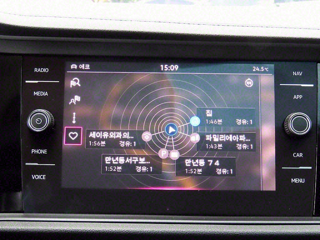 Volkswagen Jetta — photo 13
