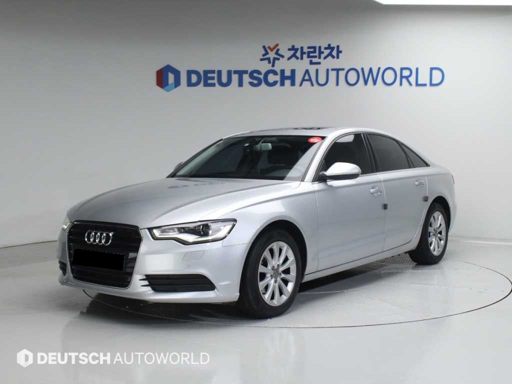 Audi A6 — photo 01