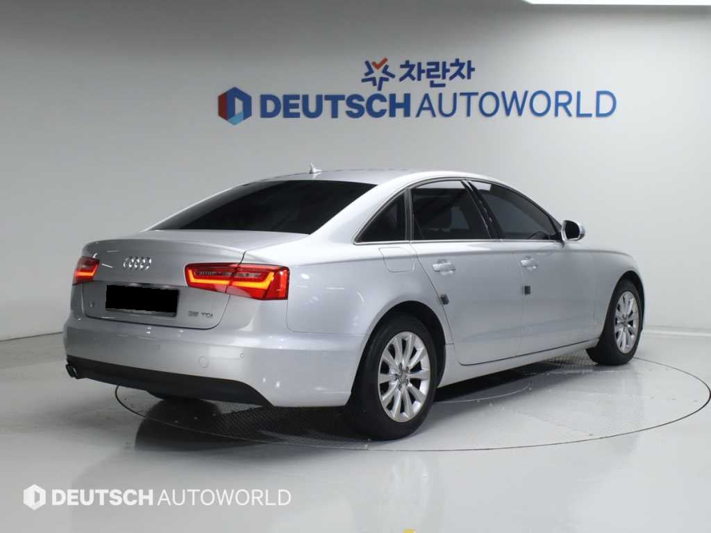 Audi A6 — photo 02
