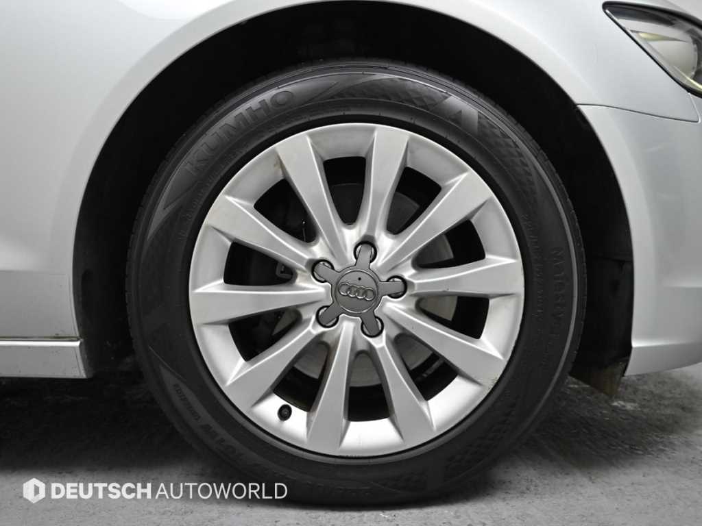 Audi A6 — photo 05