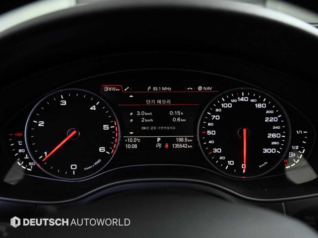 Audi A6 — photo 08
