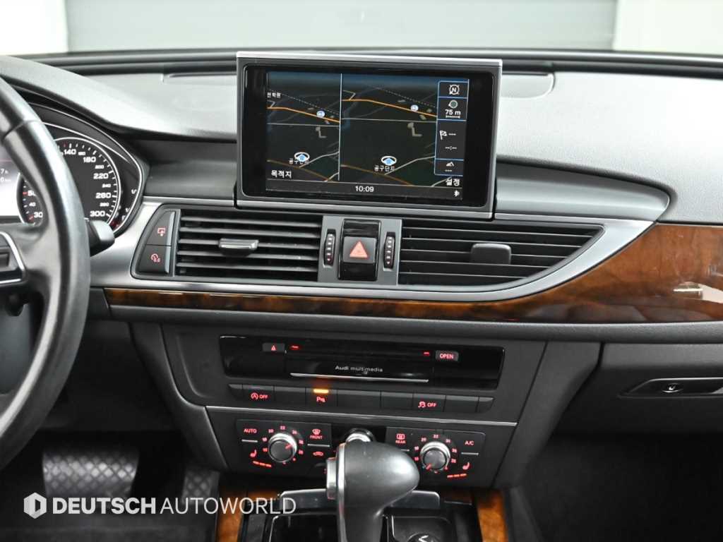 Audi A6 — photo 14