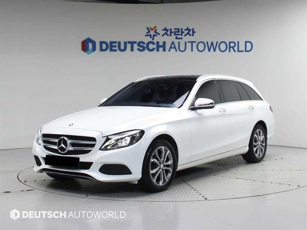 Mercedes-Benz C-Class — photo 01