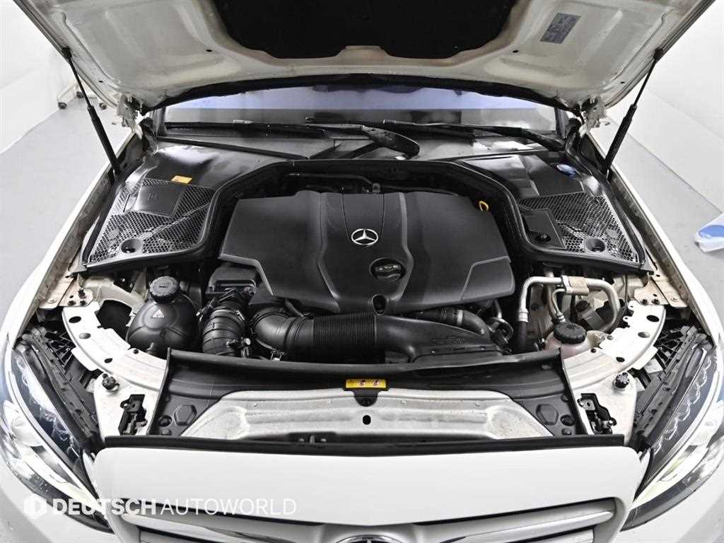 Mercedes-Benz C-Class — photo 06