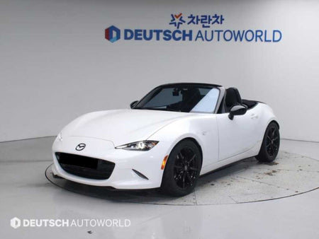Mazda MX-5 Miata — photo 01