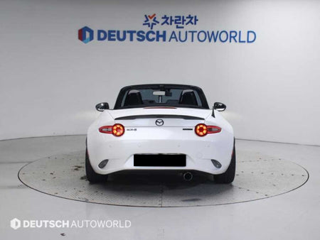 Mazda MX-5 Miata — photo 04