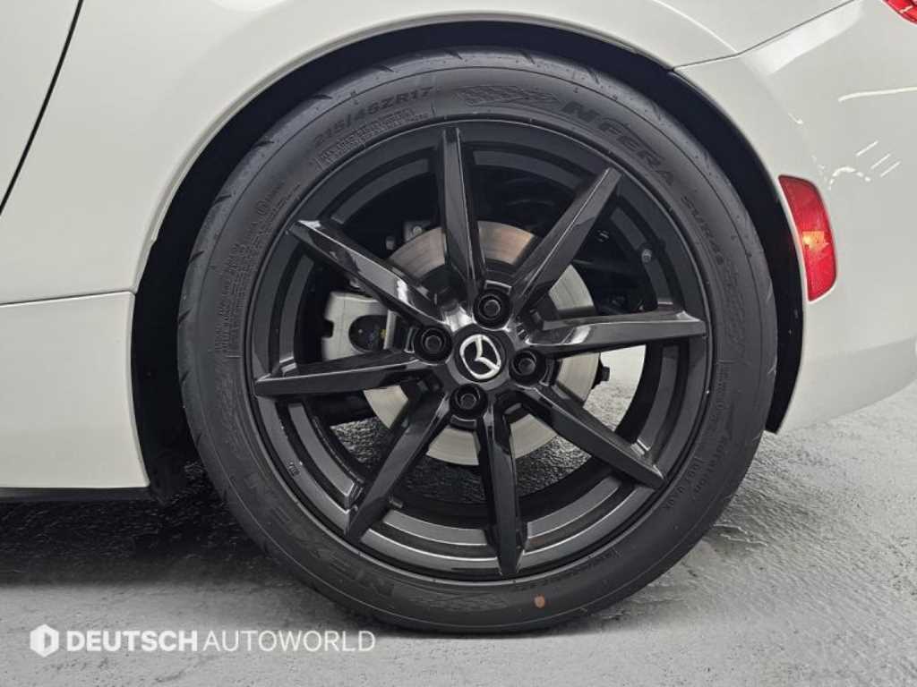 Mazda MX-5 Miata — photo 05