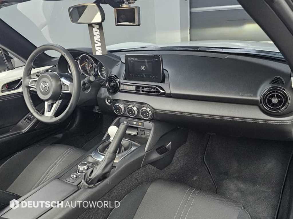 Mazda MX-5 Miata — photo 07