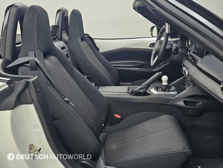 Mazda MX-5 Miata — photo 10