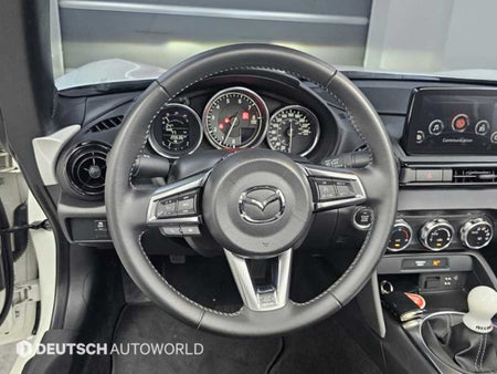 Mazda MX-5 Miata — photo 13